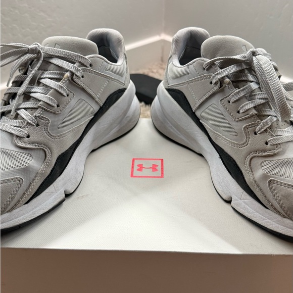 Under Armour Light Gray and Black Athletic Shoes - Picture 2 of 3
